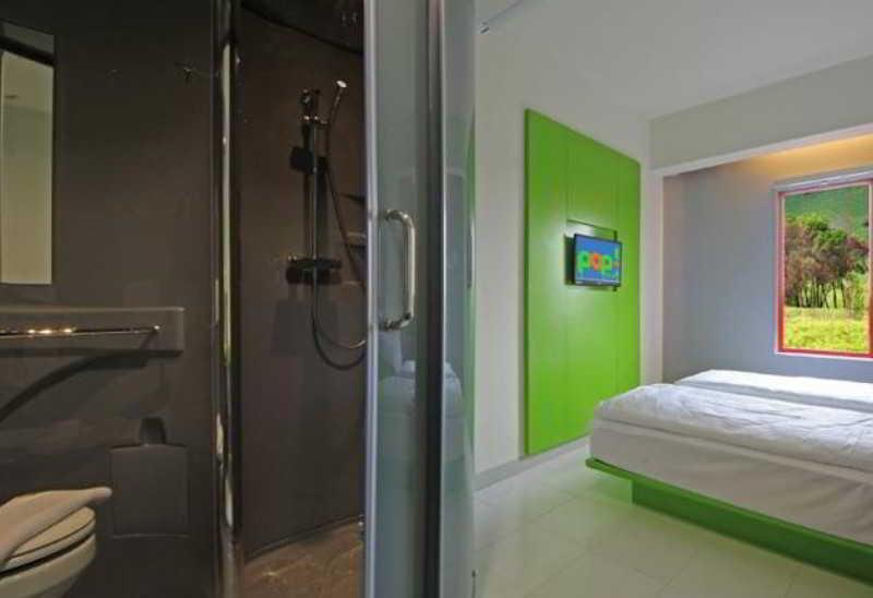POP! Hotel Tebet Jakarta Exterior foto